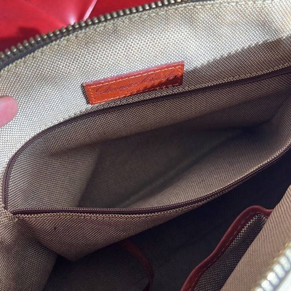 Dooney & Bourke White Leather Purse - Picture 14 of 16